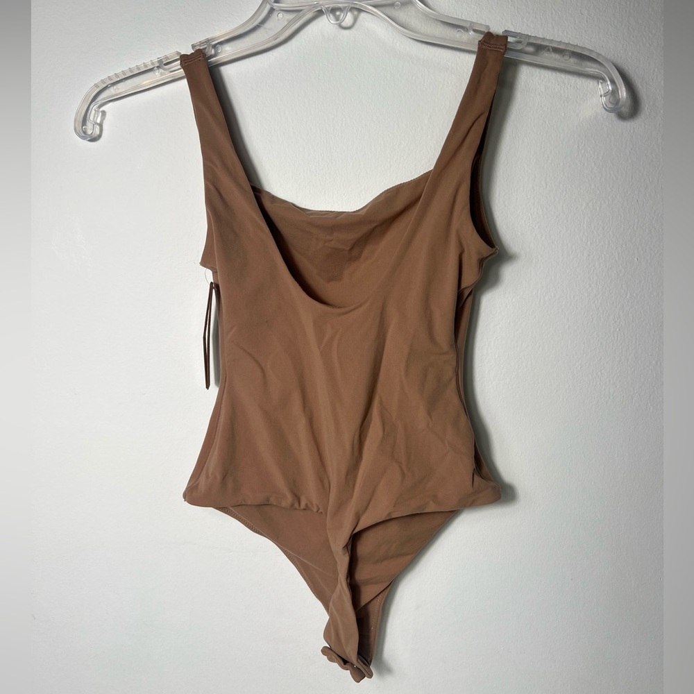Skims Fits Everybody Square Neck Thong Bodysuit in Sienna - Picture 7 of 12